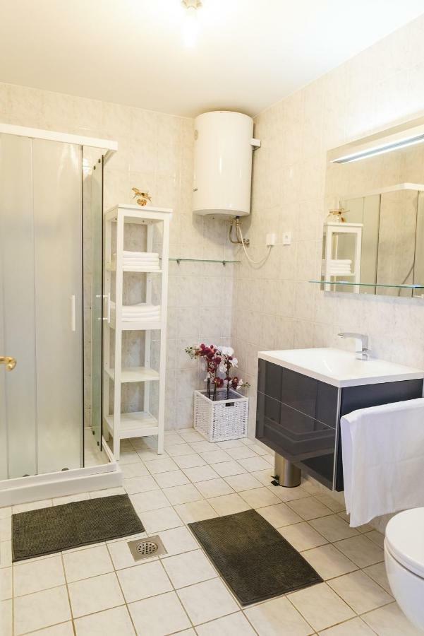 Apartma Joy Ankaran Exterior foto