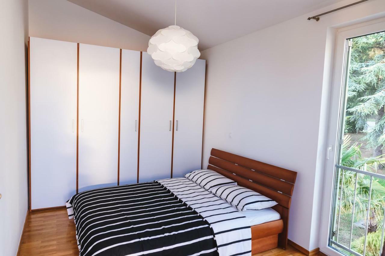 Apartma Joy Ankaran Exterior foto